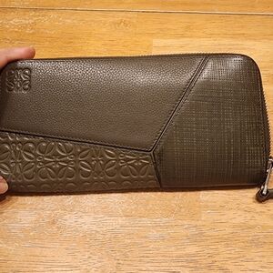 Loewe Olive Green Textured Zip-Around Leather Wallet